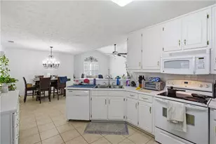 709 Jacoby Dr, Loganville, GA 30052 - Photo 10