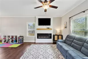 85 Lawson St, Buford, GA 30518 - Photo 16