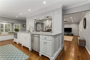 2240 Six Branches Dr, Roswell, GA 30076 - Photo 12