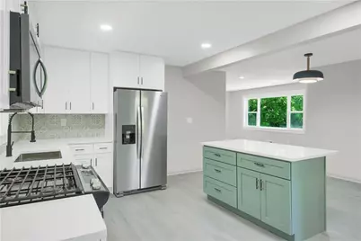 2926 Monterey Drive, Decatur, GA 30032 - Photo 2