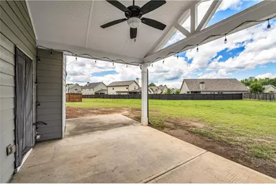 304 Red Cap Circle, Jefferson, GA 30549 - Photo 8