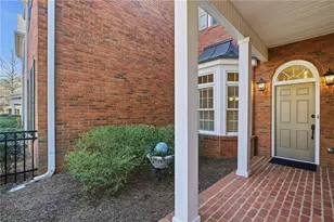 8440 Parker Pl, Roswell, GA 30076 - Photo 6