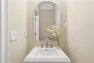 8440 Parker Pl, Roswell, GA 30076 - Photo 12