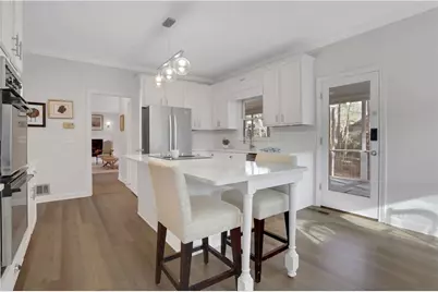 2405 Kimbrough Court, Sandy Springs, GA 30350 - Photo 20