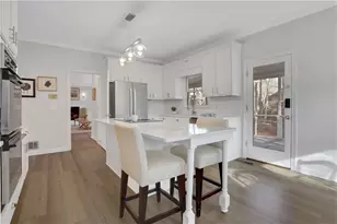 2405 Kimbrough Ct, Sandy Springs, GA 30350 - Photo 20