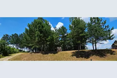 915 N Edgewater Trail N, Toccoa, GA 30577 - Photo 2