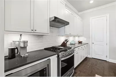 1829 La Dawn Lane NW, Atlanta, GA 30318 - Photo 6