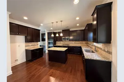 160 Red Wood Drive, Dallas, GA 30132 - Photo 2