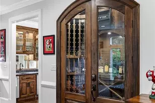 92 Old Ivy Rd NE, Atlanta, GA 30342 - Photo 18