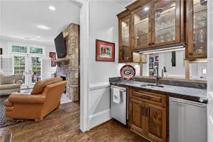 92 Old Ivy Rd NE, Atlanta, GA 30342 - Photo 20