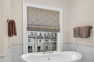 92 Old Ivy Rd NE, Atlanta, GA 30342 - Photo 52