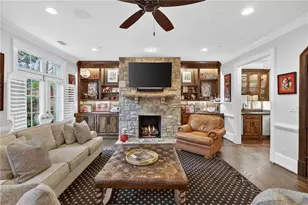 92 Old Ivy Rd NE, Atlanta, GA 30342 - Photo 14