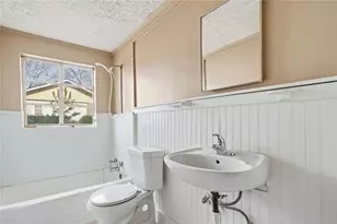 48 Horton St, Winder, GA 30680 - Photo 8