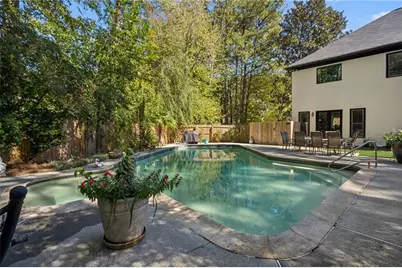 5460 E Idlewood Lane, Atlanta, GA 30327 - Photo 72