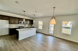 5541 Coalie Trce, Flowery Branch, GA 30542 - Photo 10