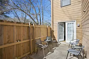 3001 Hawthorne Pl SE, Smyrna, GA 30080 - Photo 8