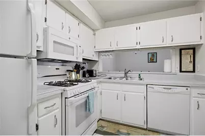 3001 Hawthorne Place SE, Smyrna, GA 30080 - Photo 14