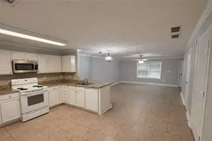 105 Westchester Dr, Athens, GA 30606 - Photo 2