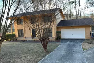 3703 Victoria Dr, Atlanta, GA 30344 - Photo 2