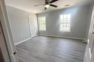 1021 Thornwoode Ln, Stone Mountain, GA 30083 - Photo 6