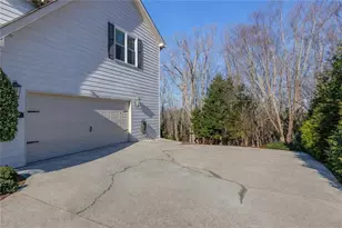 5937 Legend Ct, Hoschton, GA 30548 - Photo 4