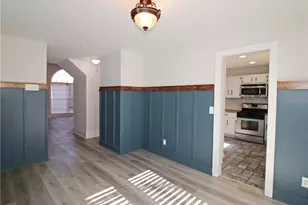 621 Radford Cir, Woodstock, GA 30188 - Photo 6