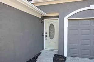 621 Radford Cir, Woodstock, GA 30188 - Photo 2