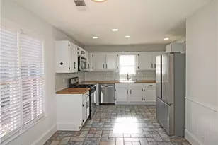 621 Radford Cir, Woodstock, GA 30188 - Photo 12