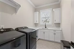 568 Versailles Dr, Auburn, GA 30011 - Photo 30