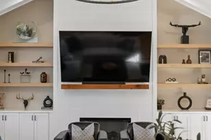 568 Versailles Dr, Auburn, GA 30011 - Photo 14