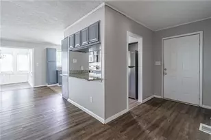 8035 Rockbridge Rd, Lithonia, GA 30058 - Photo 8