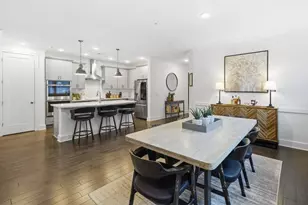 209 Floral Valley Dr, Woodstock, GA 30188 - Photo 2