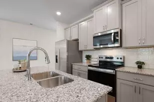 1290 Harmony Rdg Ct, Jonesboro, GA 30238 - Photo 4