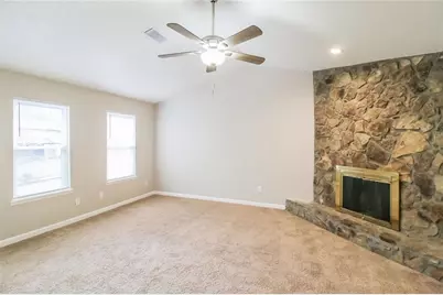 1050 Chapman Circle, Stone Mountain, GA 30088 - Photo 6