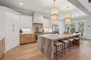 2591 Apple Valley Rd NE, Brookhaven, GA 30319 - Photo 10