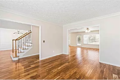 2152 Marne Glen NW, Kennesaw, GA 30152 - Photo 8