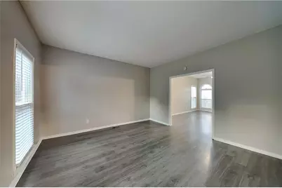 1717 Victoria Way NW, Kennesaw, GA 30152 - Photo 4