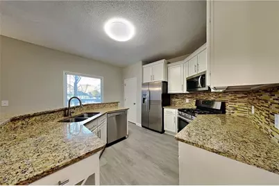 1717 Victoria Way NW, Kennesaw, GA 30152 - Photo 6