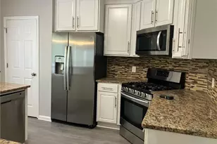 1717 Victoria Way NW, Kennesaw, GA 30152 - Photo 10