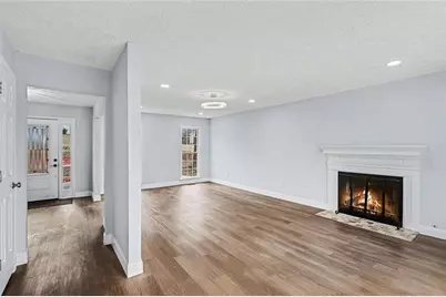 2072 Arbor Forest Drive SW, Marietta, GA 30064 - Photo 4