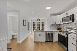 2072 Arbor Forest Dr SW, Marietta, GA 30064 - Photo 6