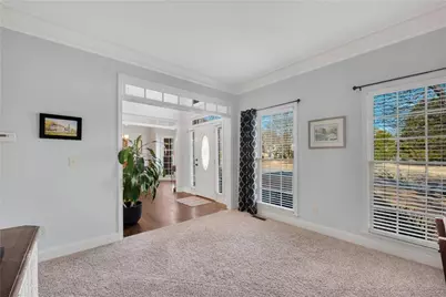 5589 Hedge Brooke Drive NW, Acworth, GA 30101 - Photo 6