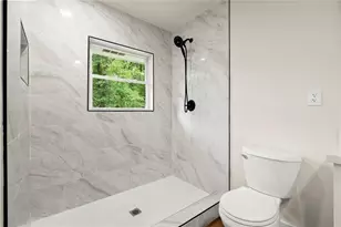 844 San Miguel Dr, Stone Mountain, GA 30083 - Photo 12