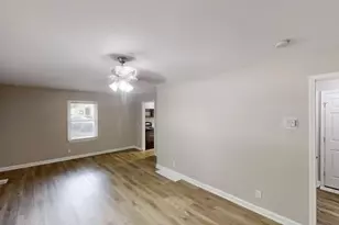 568 McWilliams Rd SE, Atlanta, GA 30315 - Photo 2