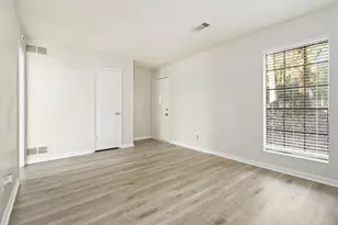 5774 Taffeta Ct, Lithonia, GA 30058 - Photo 4