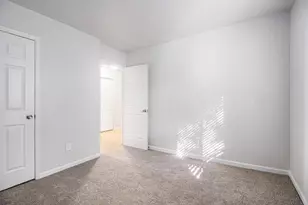 1169 Oaks Pl, Stone Mountain, GA 30083 - Photo 24