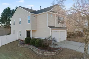 151 Ilex Dr, Canton, GA 30114 - Photo 2