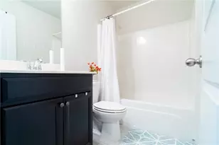 701 Justins Pl Ln, Lawrenceville, GA 30043 - Photo 16