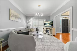 9800 Foxworth Dr, Alpharetta, GA 30022 - Photo 6