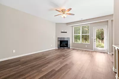 1010 Valley Rock Drive, Lithonia, GA 30058 - Photo 6